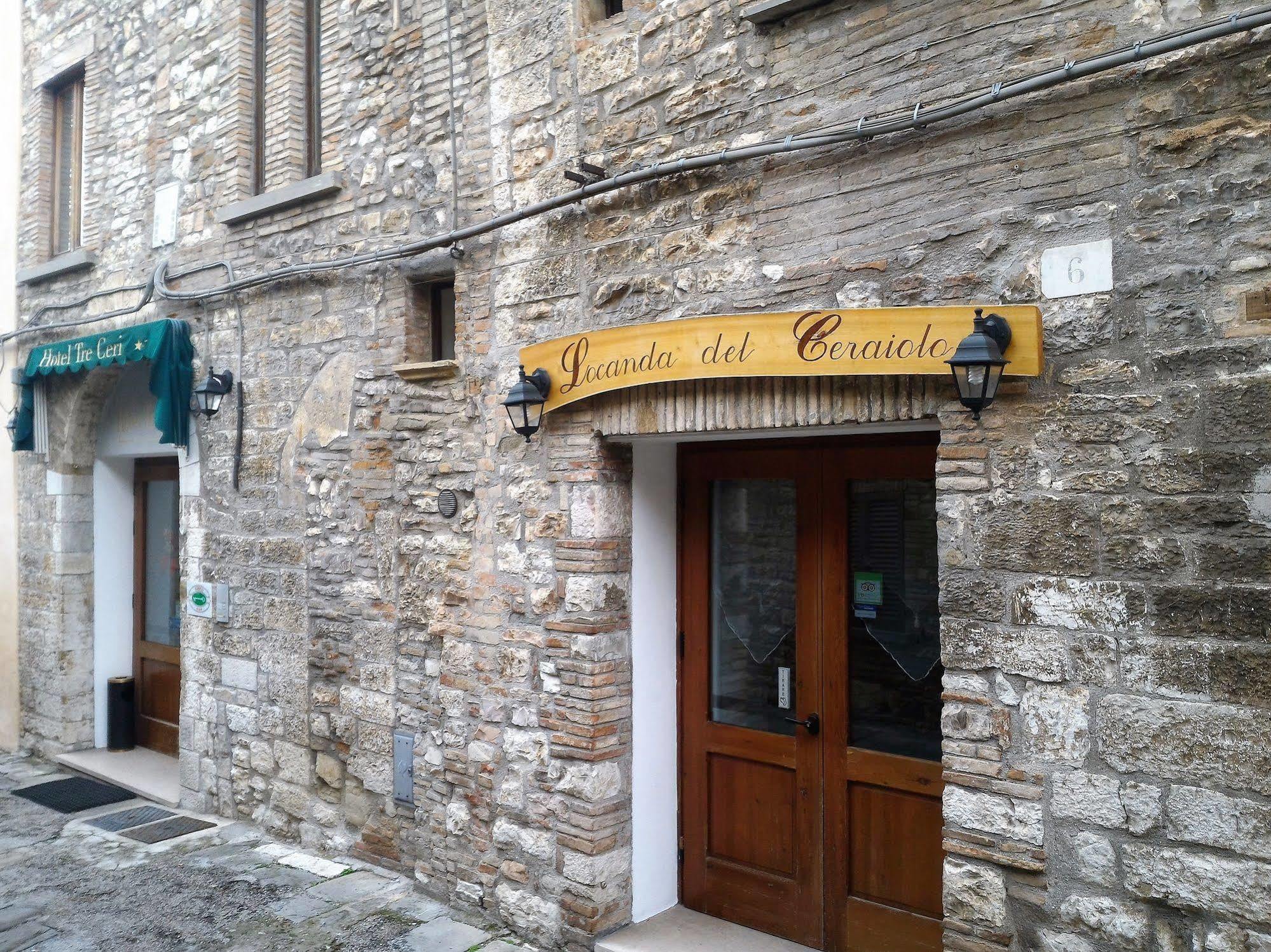 Hotel Tre Ceri Gubbio Buitenkant foto